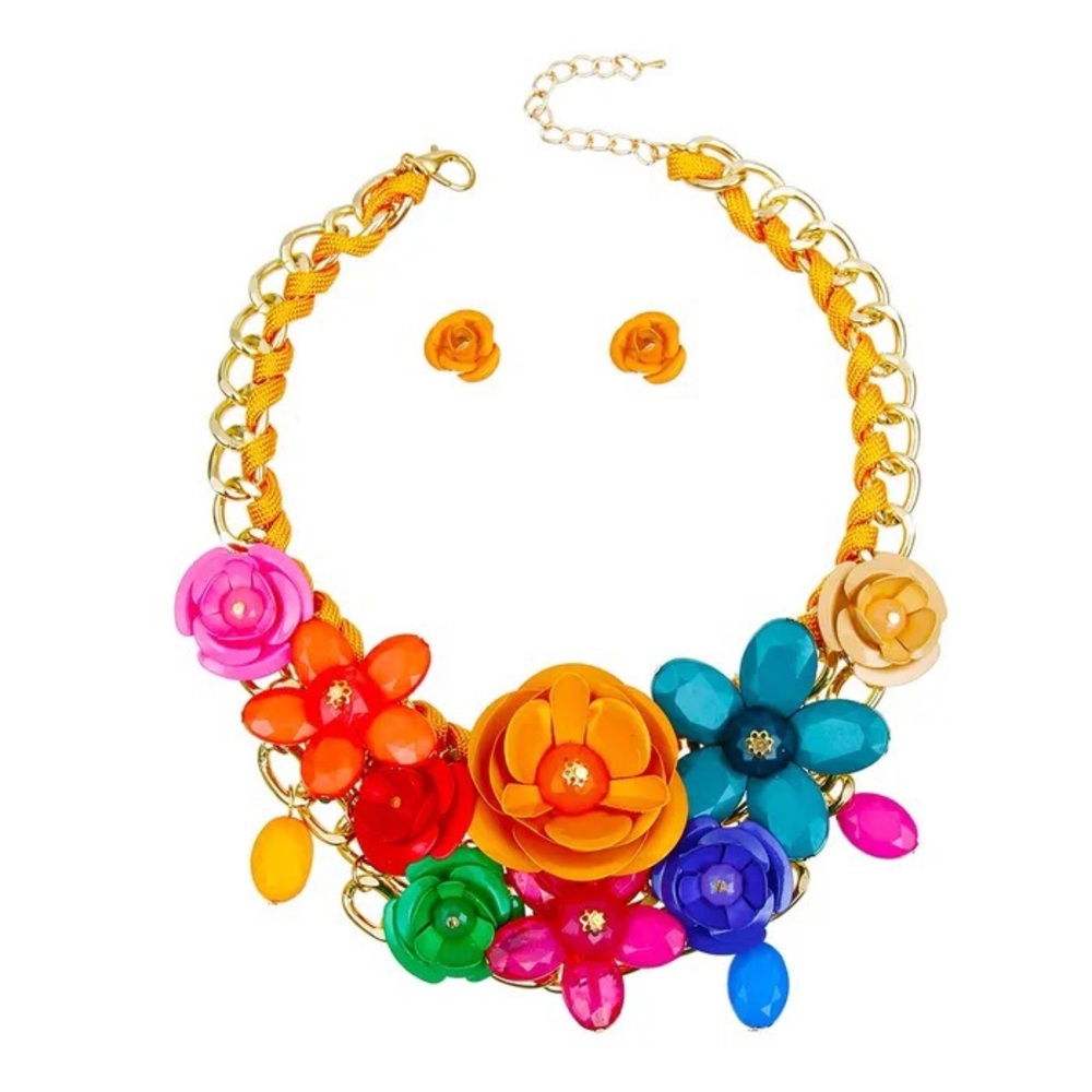 Beautiful floral necklace with earrings